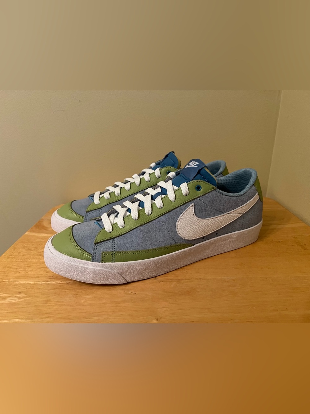 Nike Blazer Low 77 Sneakers US 11.5 Green Blue Nike ID Nike By You DQ9700-900